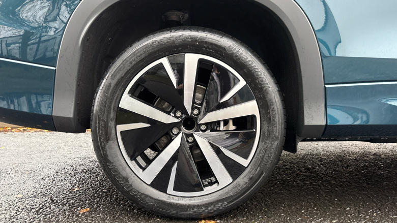 Volkswagen Tayron 2.0 TDI Elegance 5dr DSG7 [7 Seat] Diesel Estate